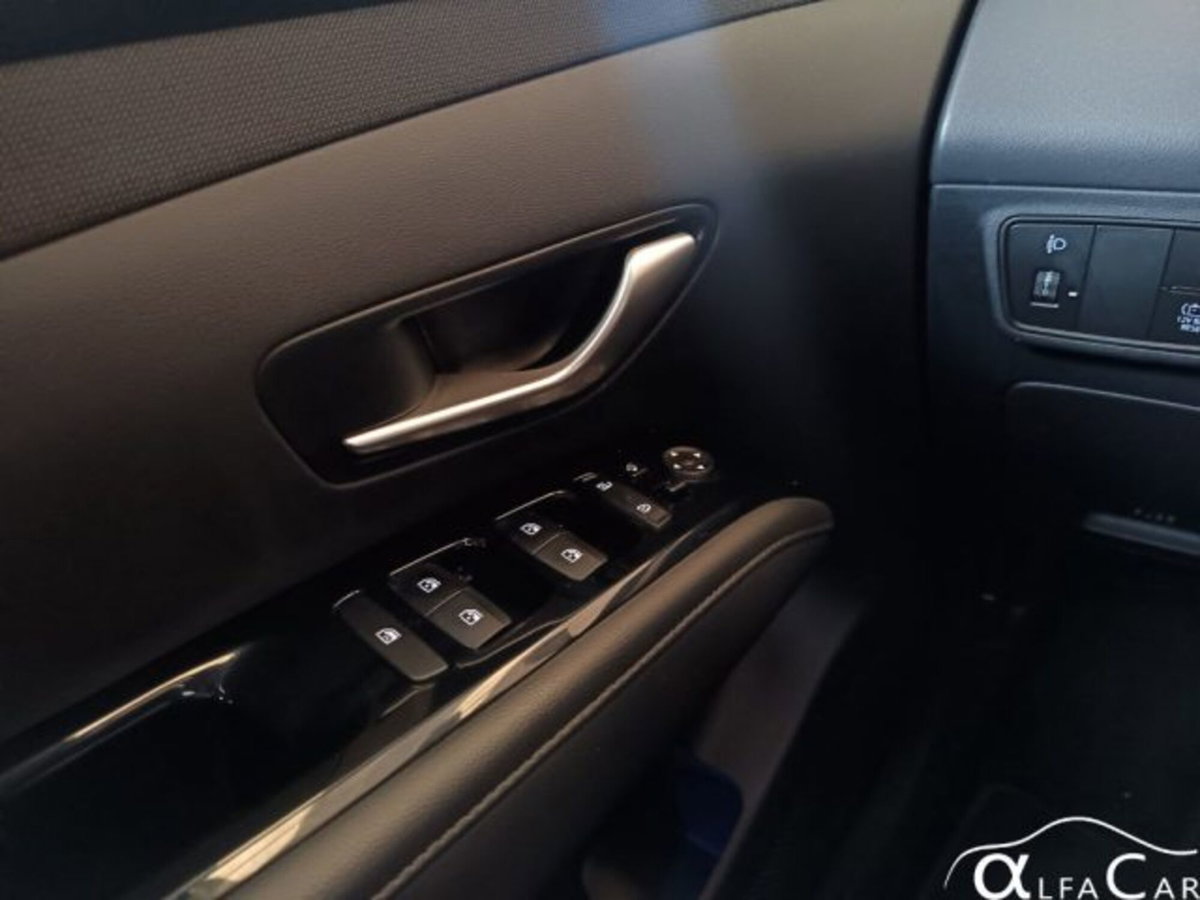 Hyundai Tucson 1.6 hev Xline 4wd auto (12)
