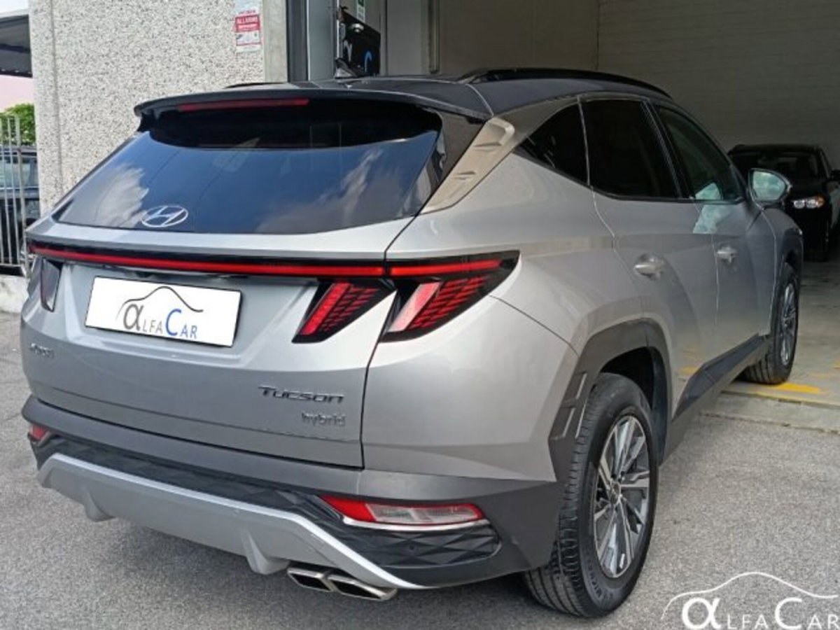 Hyundai Tucson 1.6 hev Xline 4wd auto (2)