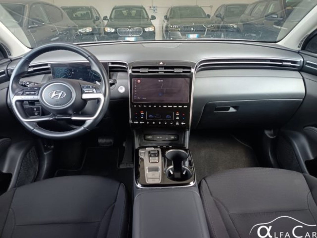 Hyundai Tucson 1.6 hev Xline 4wd auto (6)