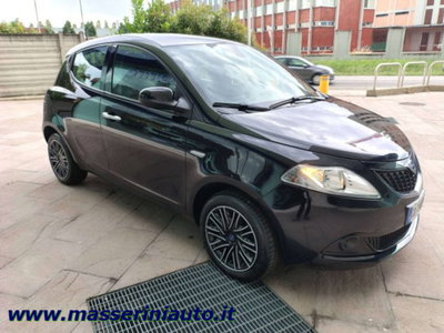 Lancia Ypsilon 1.0 FireFly 5 porte S&S Hybrid Ecochic Silver (7)