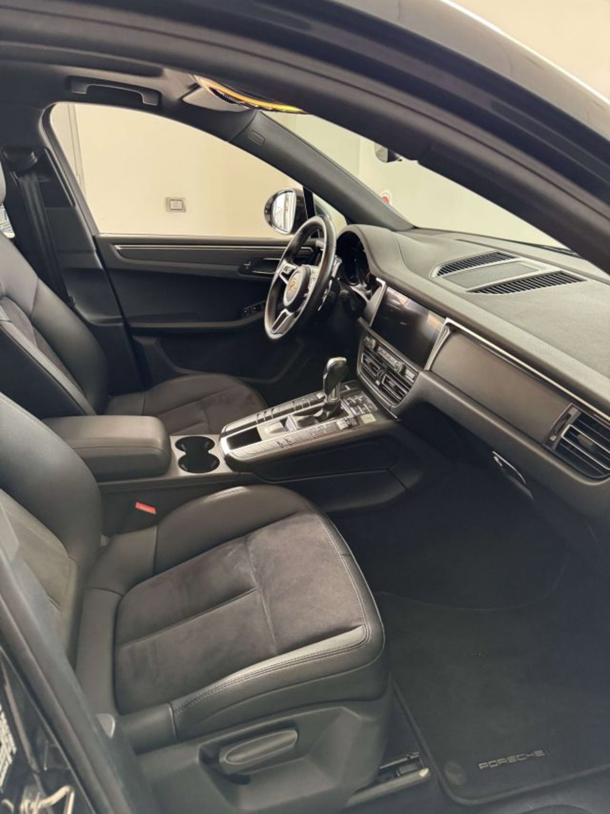 Porsche Macan 2.0 (7)