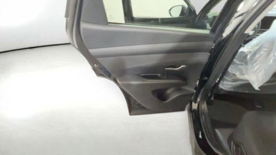 Hyundai Tucson 1.6 crdi 48V Business 2wd dct (17)