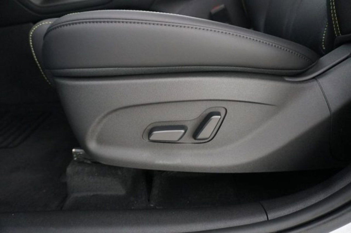 Byd Atto 2 DM-i 1.5 phev Boost 212cv (15)