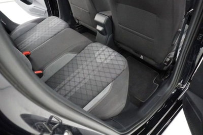 Volkswagen Taigo 1.0 tsi R-Line 115cv (11)