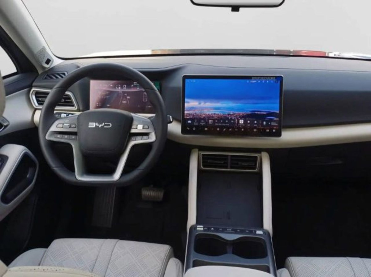 Byd Atto 2 DM-i 1.5 phev Boost 212cv (7)