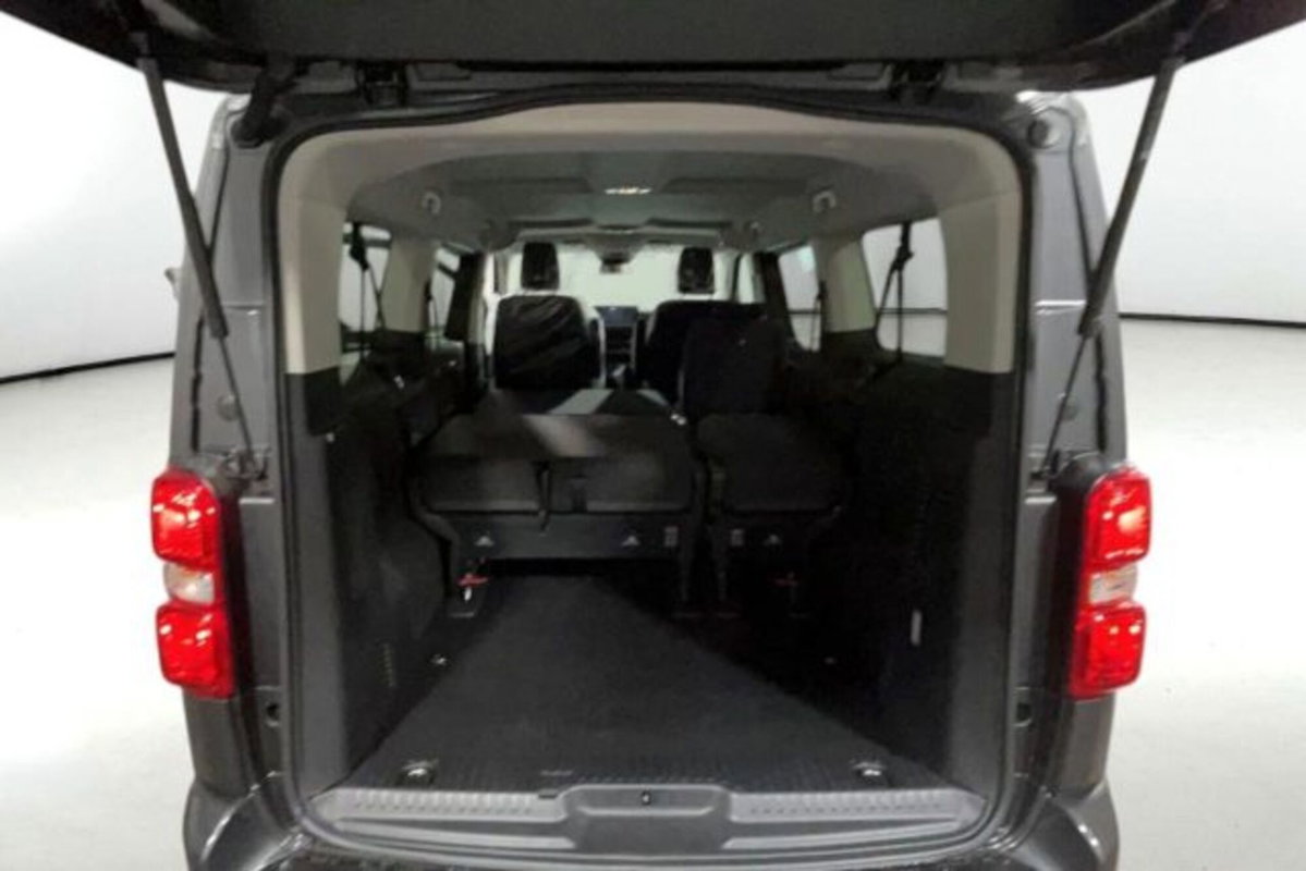 Fiat Ulysse combi M1 2.0 bluehdi 180cv L3H1 AT8 (9)
