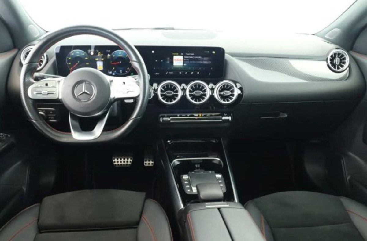 Mercedes-Benz GLA SUV 220 d Advanced 4matic auto (7)