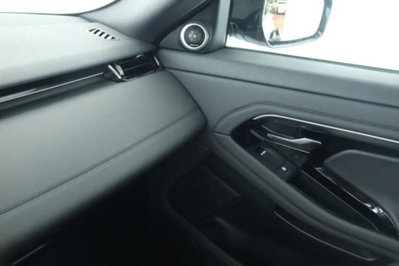 Land Rover Range Rover Evoque 2.0D I4 163CV AWD Auto R-Dynamic SE (20)