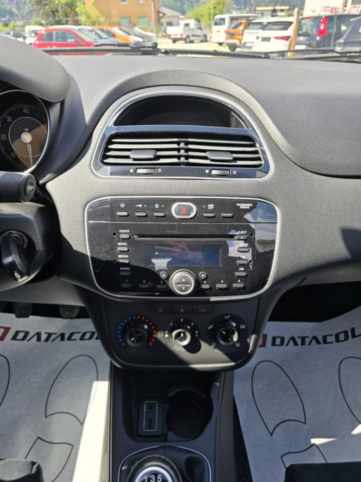 Fiat Punto 1.3 MJT II S&S 95 CV 5 porte Street (14)