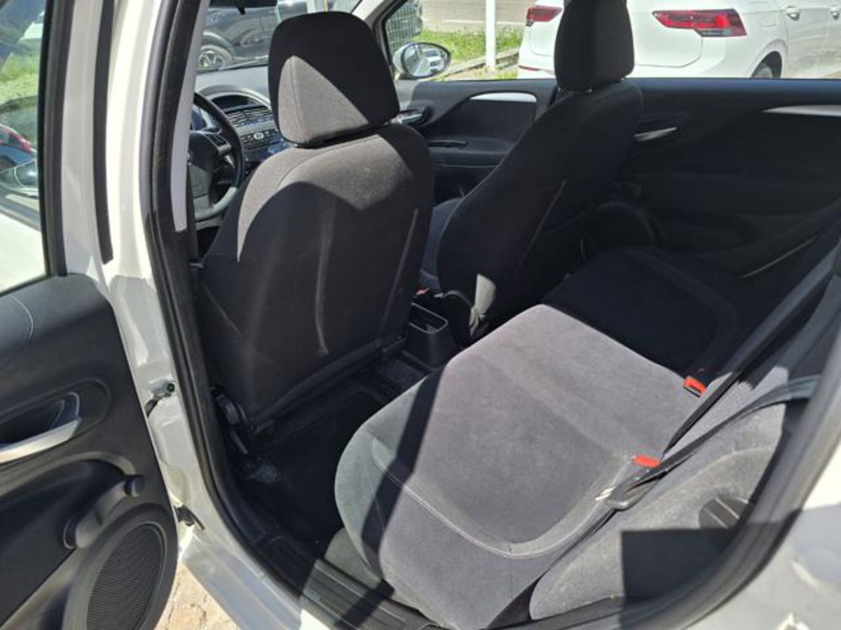 Fiat Punto 1.3 MJT II S&S 95 CV 5 porte Street (8)