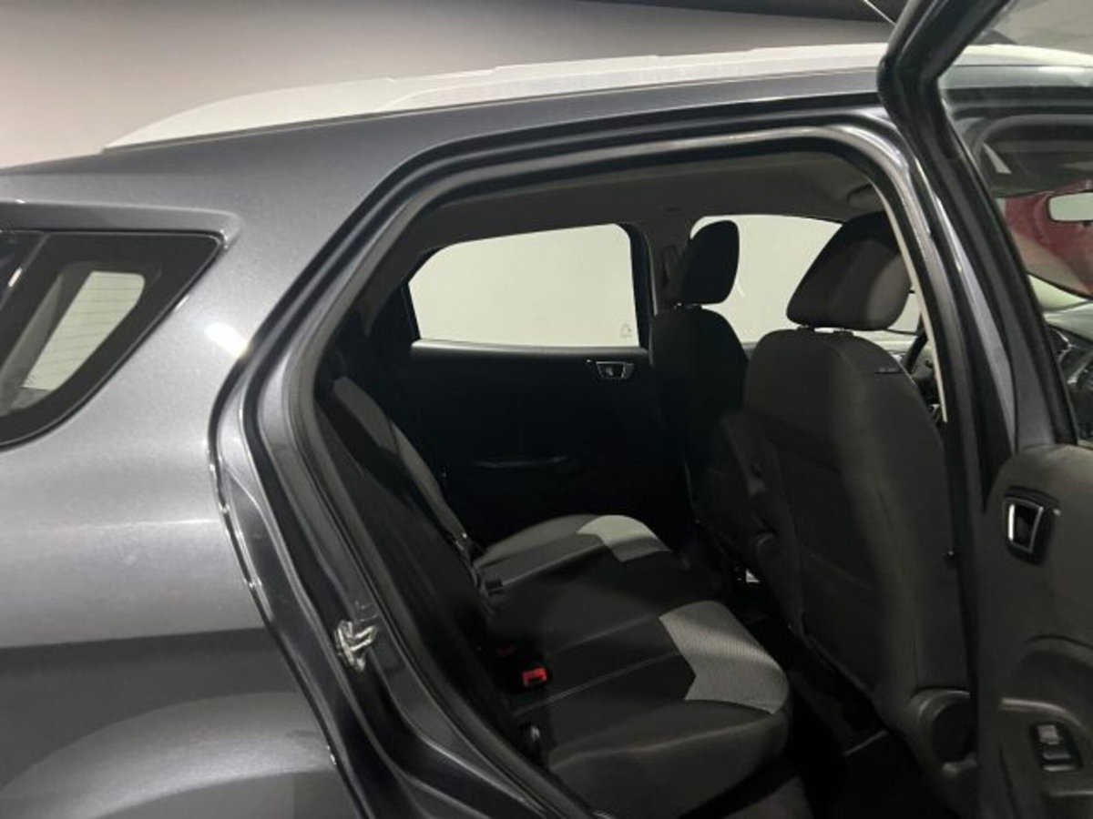Ford EcoSport 1.5 TDCi 95 CV Plus (11)