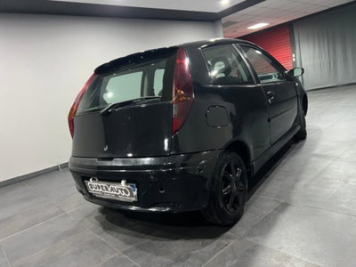 Fiat Punto 1.2i cat 3 porte (3)
