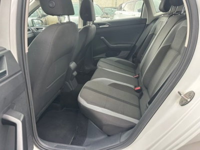 Volkswagen Polo 1.0 TSI 110 CV DSG R-Line (16)