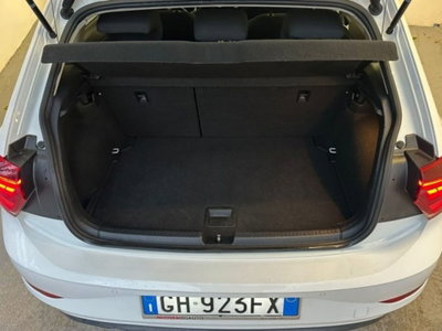 Volkswagen Polo 1.0 TSI 110 CV DSG R-Line (18)