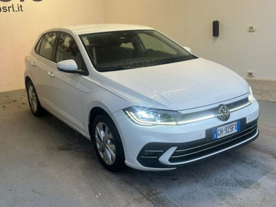 Volkswagen Polo 1.0 TSI 110 CV DSG R-Line (2)