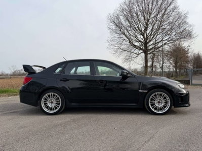 Subaru Impreza 2.5 WRX STi (4)