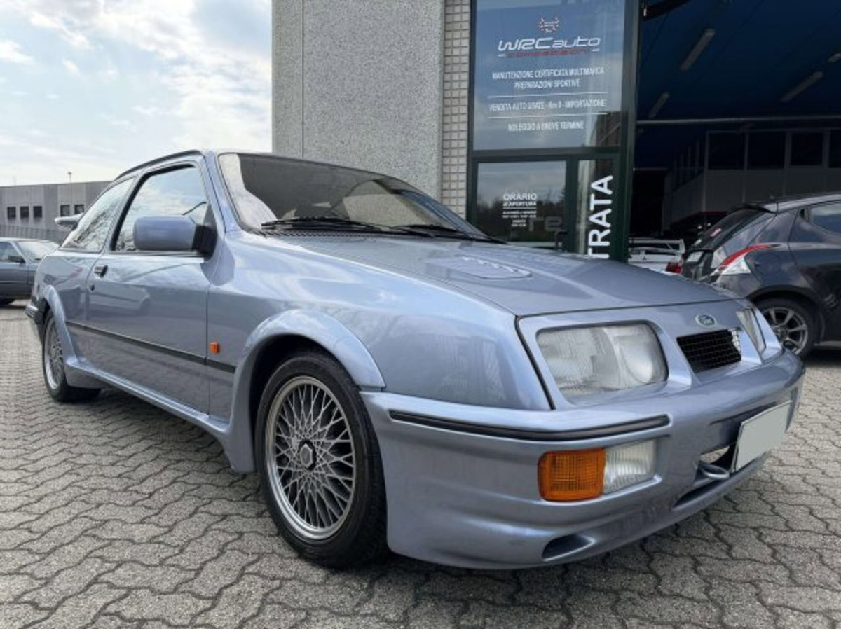 Ford Sierra RS Cosworth 3 porte