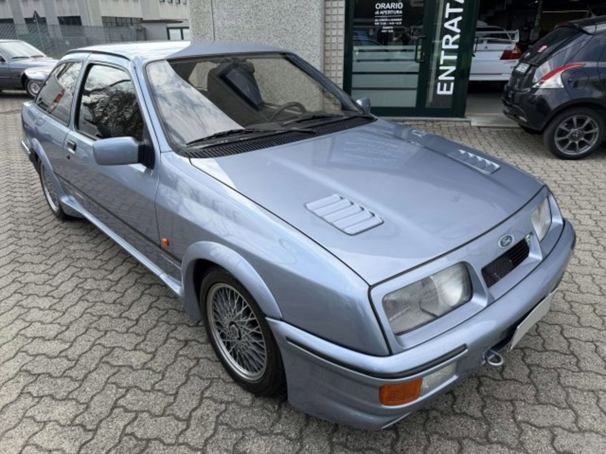 Ford Sierra RS Cosworth 3 porte (2)