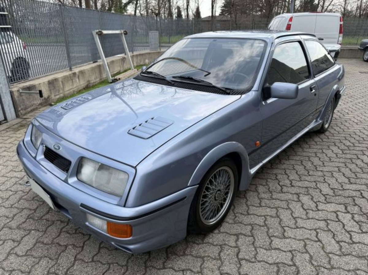 Ford Sierra RS Cosworth 3 porte (4)