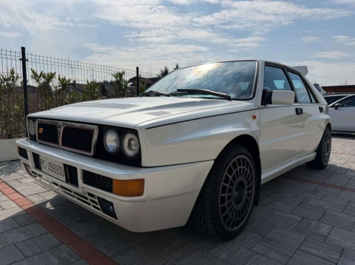 Lancia Delta turbo 16V cat HF integrale (3)