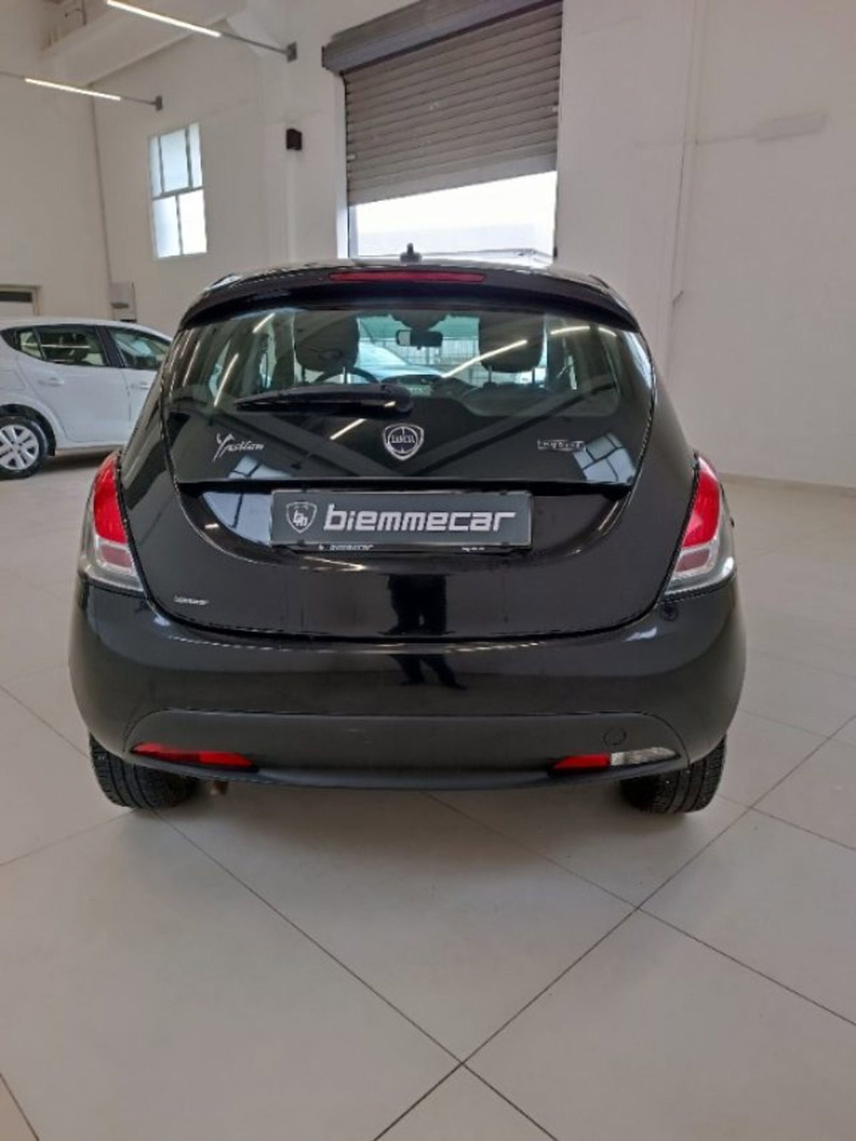 Lancia Ypsilon 1.0 FireFly 5 porte S&S Hybrid Gold Plus (6)