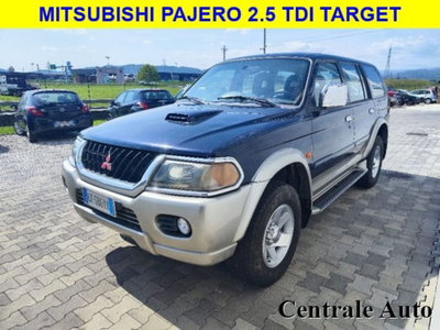 Mitsubishi Pajero 2.5 TDI GLS Target usata