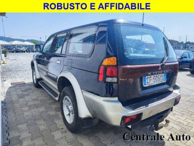 Mitsubishi Pajero 2.5 TDI GLS Target (4)