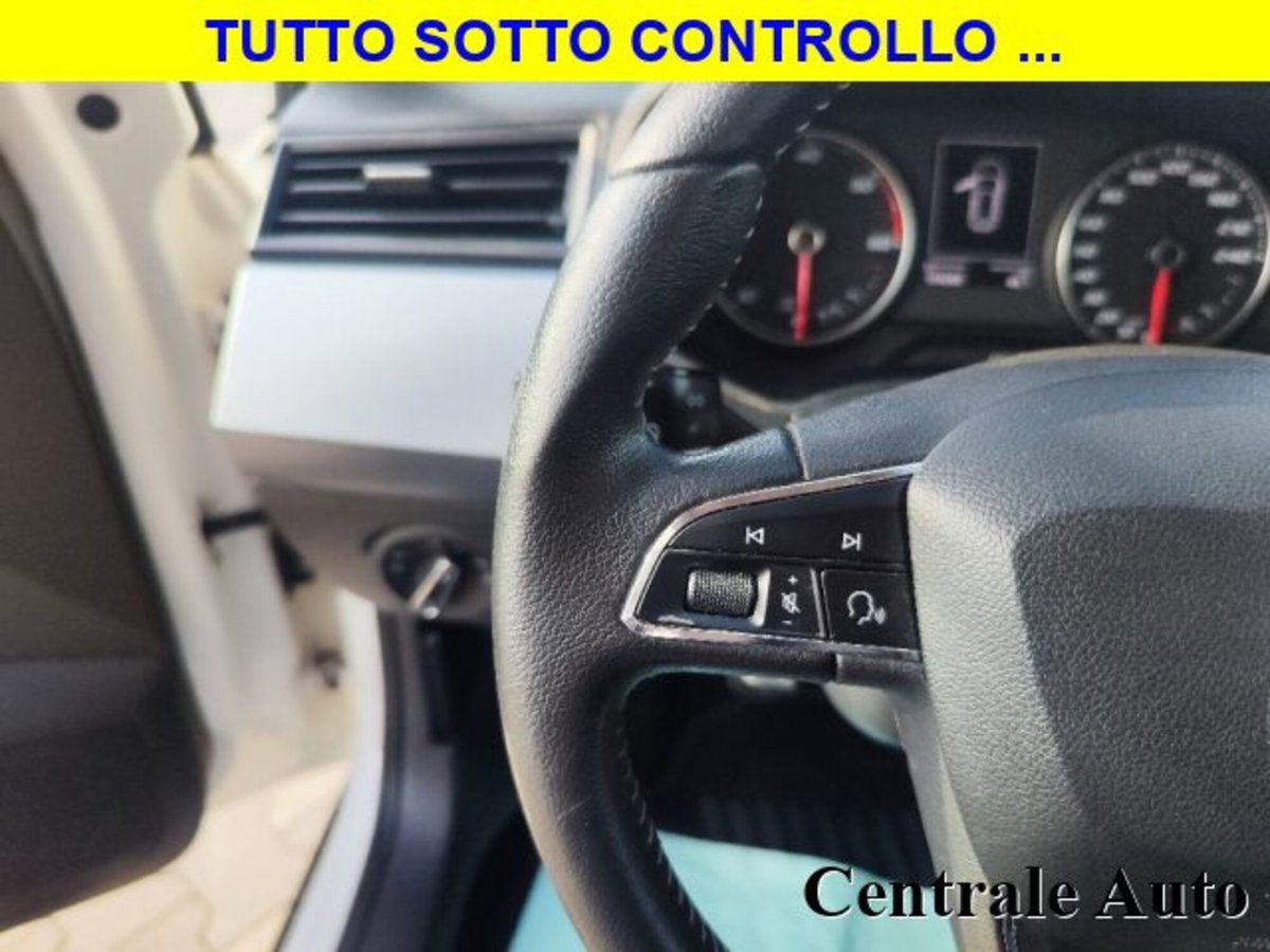 SEAT Arona 1.6 TDI 95 CV Style (7)
