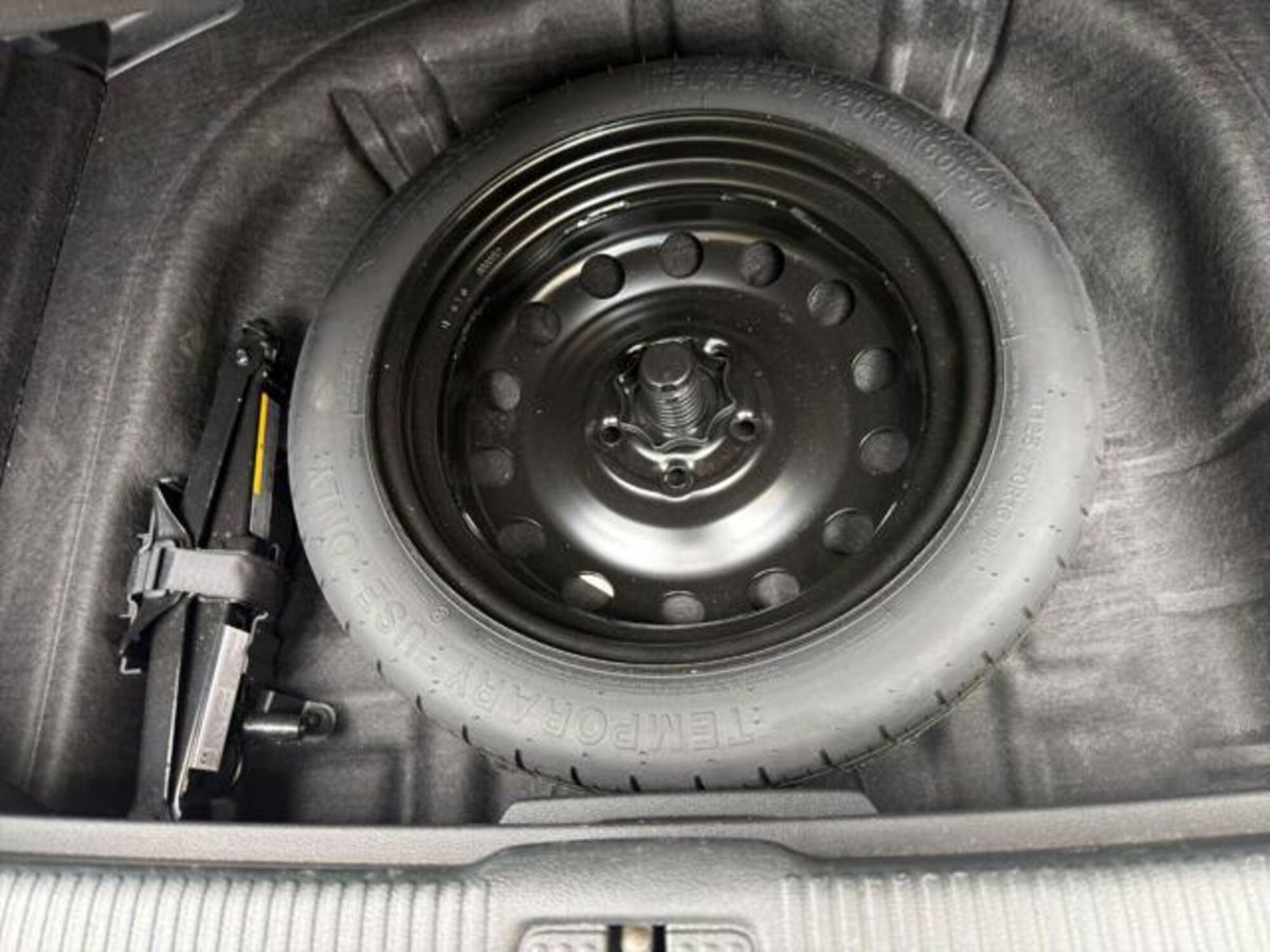 Audi A3 1.6 TDI Business (12)