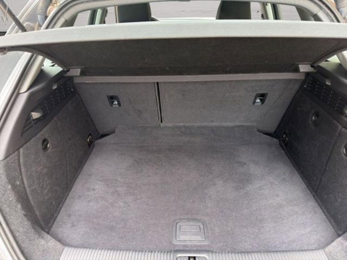 Audi A3 1.6 TDI Business (13)