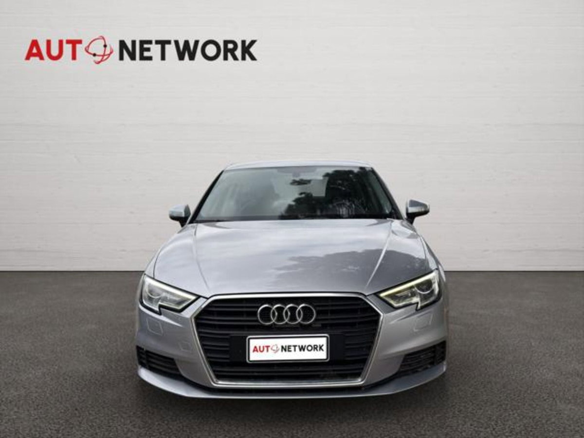 Audi A3 1.6 TDI Business (5)