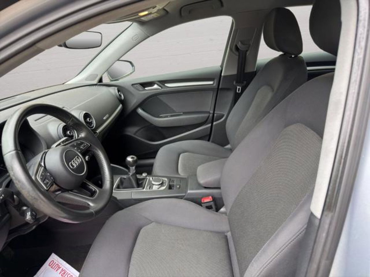 Audi A3 1.6 TDI Business (9)