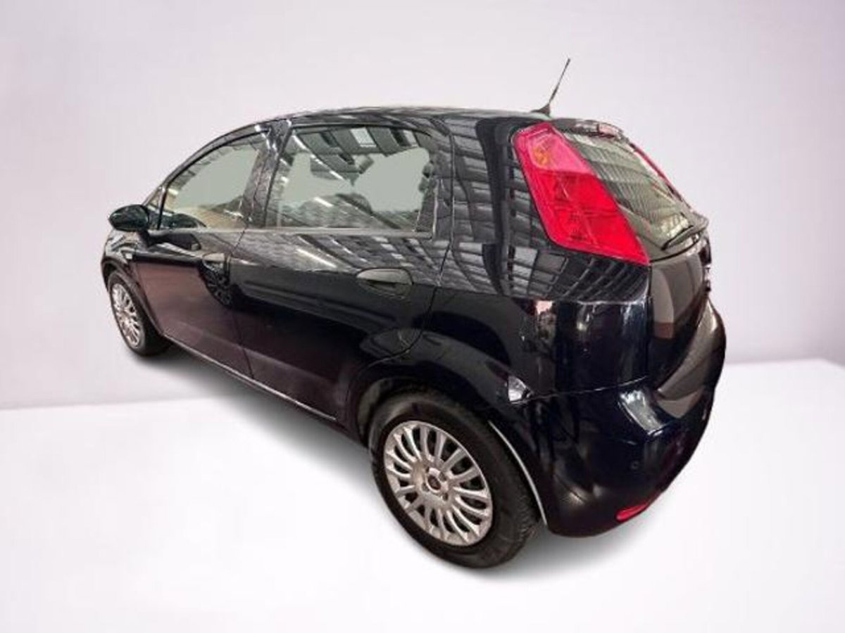 Fiat Punto 1.3 MJT II S&S 95 CV 5 porte Street (4)
