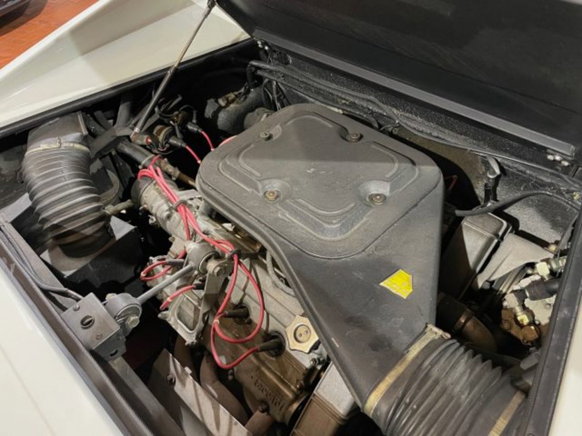 Ferrari Dino 308 GT/4 Coupé Dino 308 GT/4 (14)