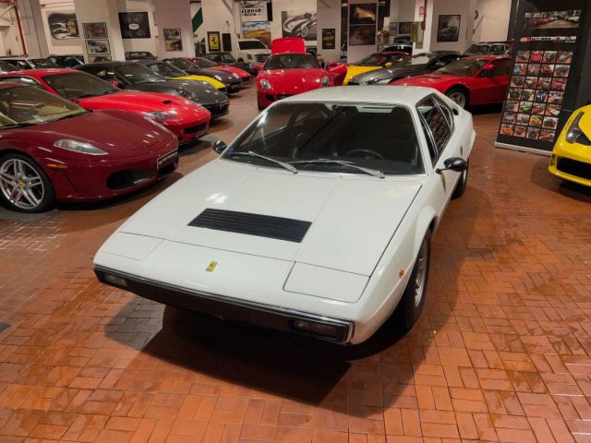 Ferrari Dino 308 GT/4 Coupé Dino 308 GT/4 (19)