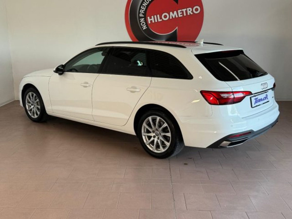 Audi A4 Avant 40 TDI quattro S tronic Business Advanced (3)