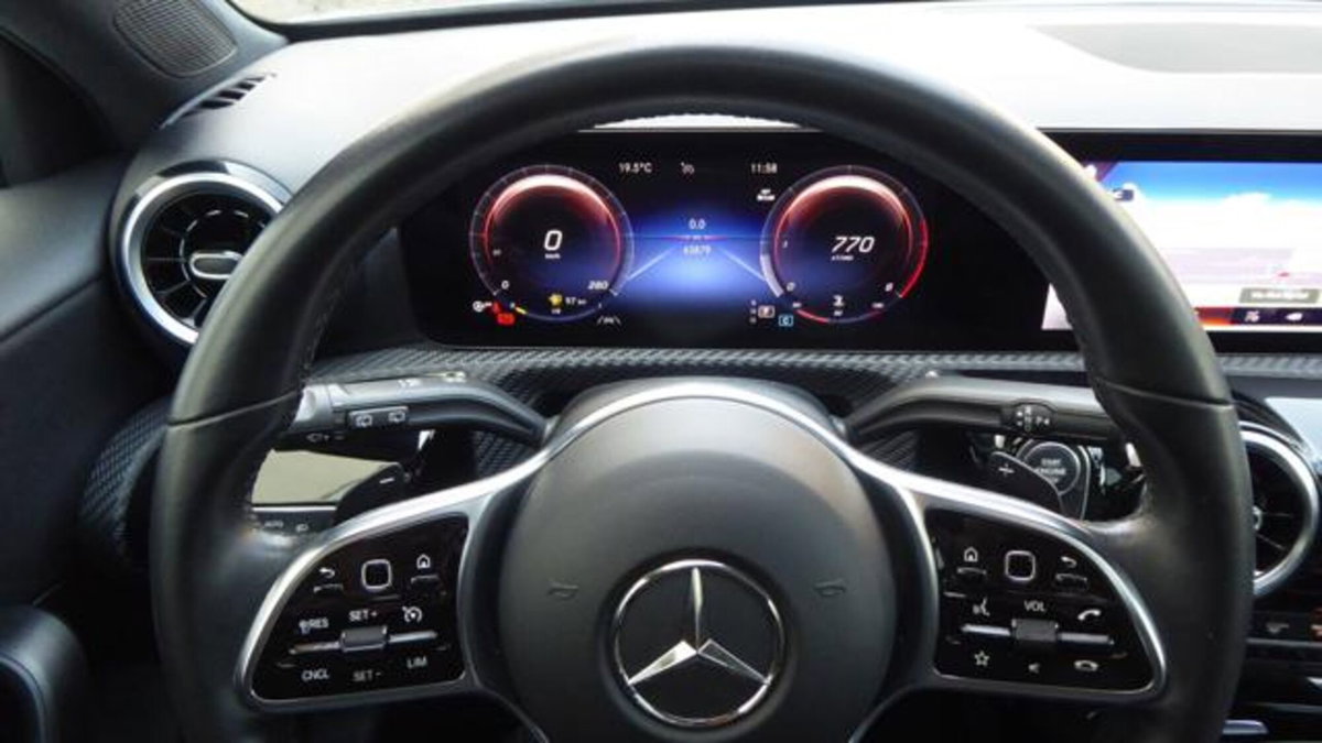 Mercedes-Benz Classe A Sedan 180 d Automatic 4p. Sport (10)