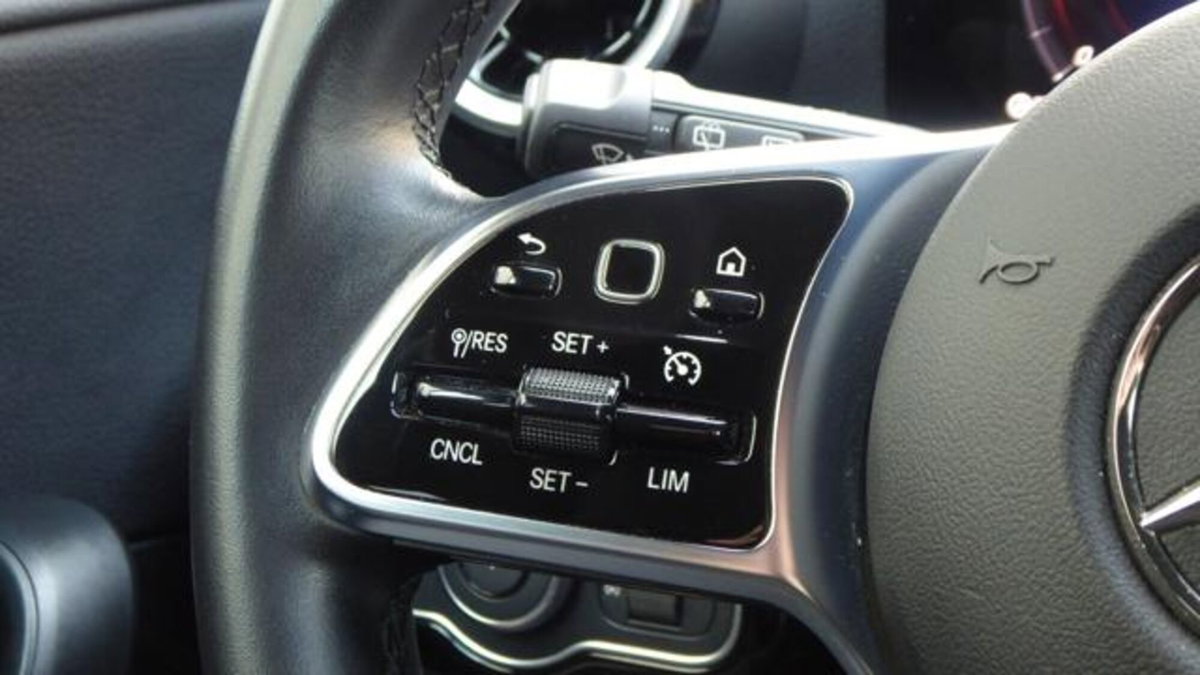 Mercedes-Benz Classe A Sedan 180 d Automatic 4p. Sport (18)