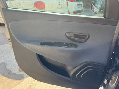 Lancia Ypsilon 1.0 FireFly 5 porte S&S Hybrid Alberta Ferretti (10)