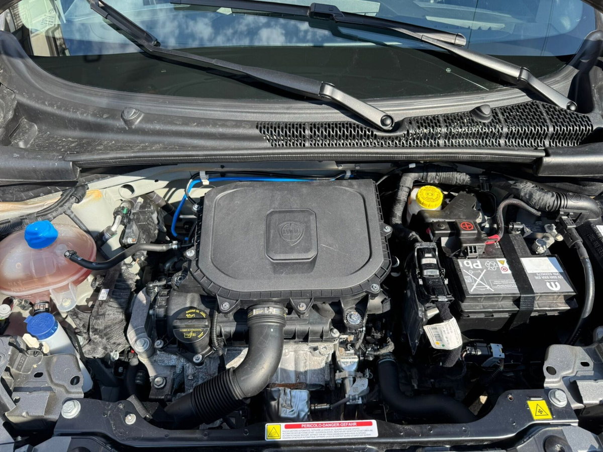Lancia Ypsilon 1.0 FireFly 5 porte S&S Hybrid Alberta Ferretti (20)