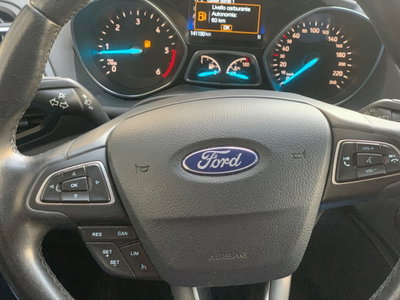 Ford Kuga 1.5 TDCI 120 CV S&S 2WD Titanium (10)