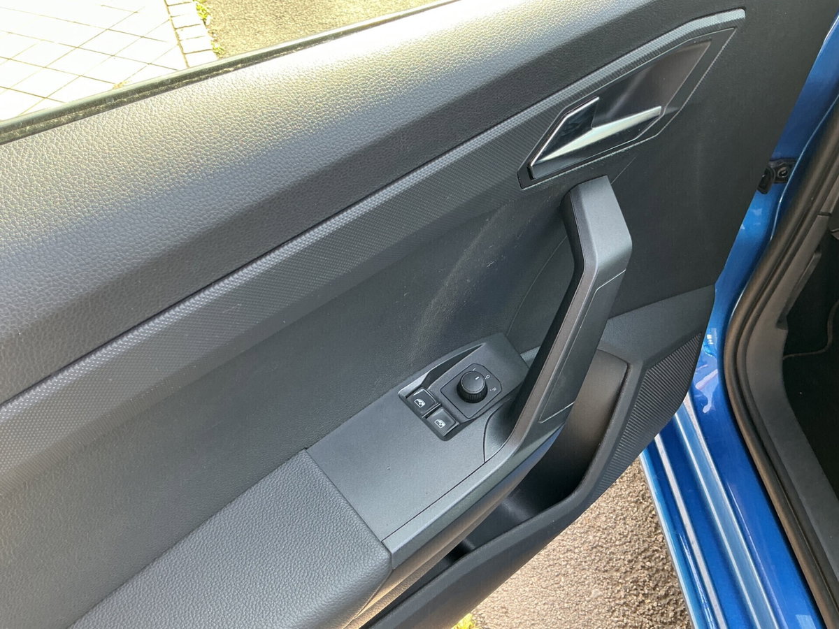 SEAT Ibiza 1.0 mpi Style 80cv (13)