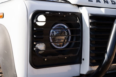 Land Rover Defender 110 2.2 TD4 Station Wagon E N1 (17)