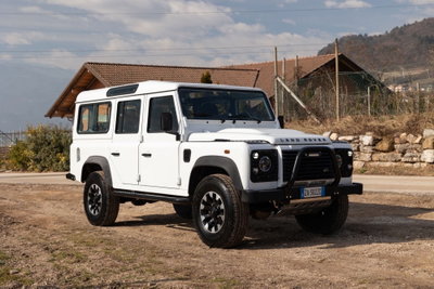 Land Rover Defender 110 2.2 TD4 Station Wagon E N1 usata
