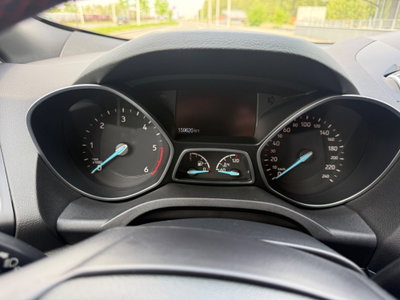 Ford Kuga 1.5 TDCI 120 CV S&S 2WD ST-Line (17)