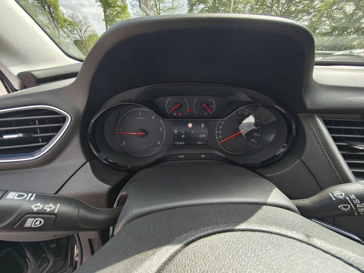 Opel Grandland X 1.5 diesel Ecotec Start&Stop Business (10)
