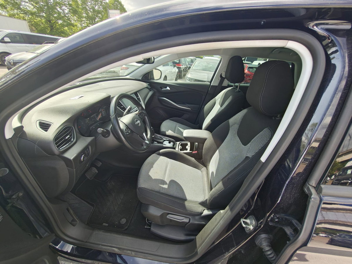Opel Grandland X 1.5 diesel Ecotec Start&Stop Business (4)