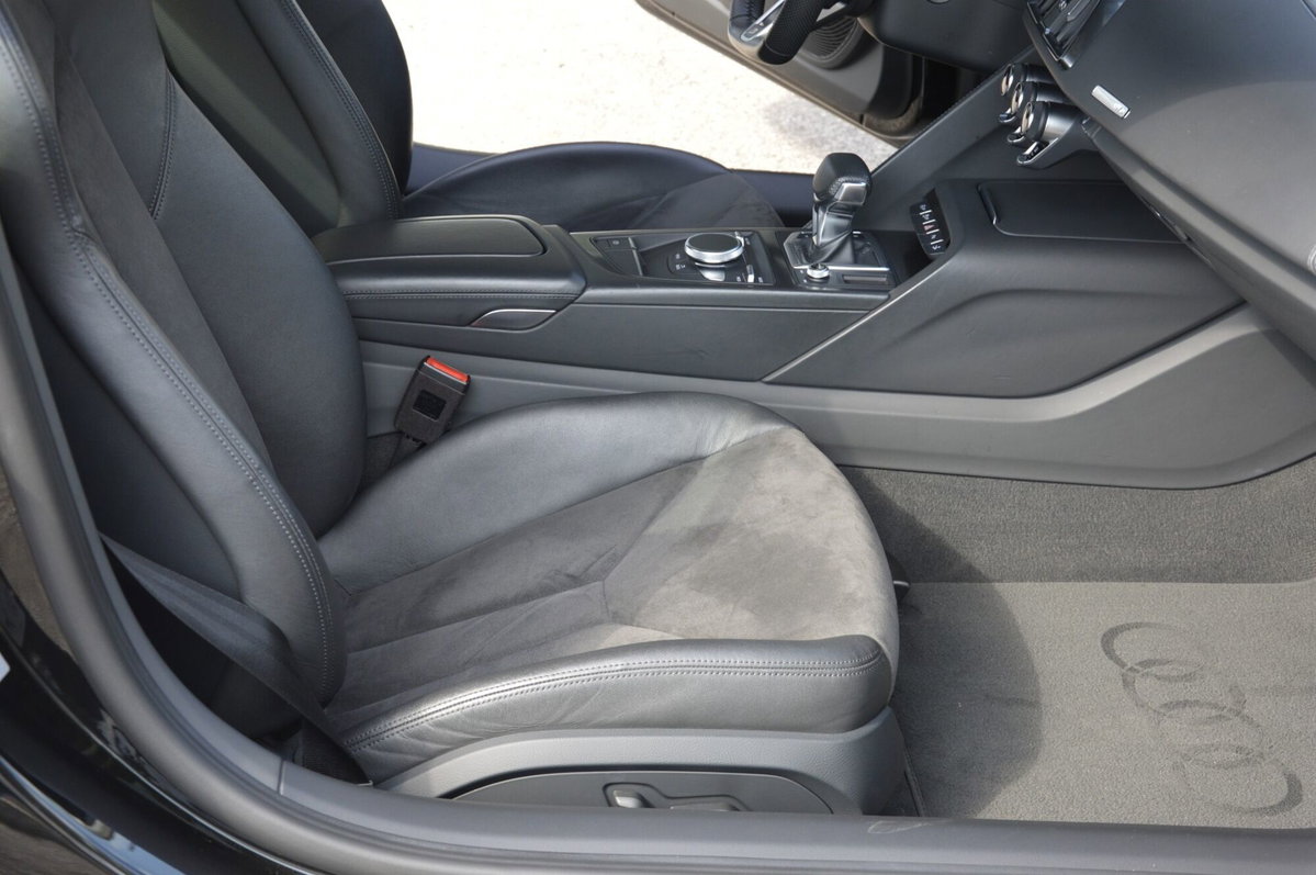 Audi R8 Coupé 5.2 FSI RWS S tronic (15)