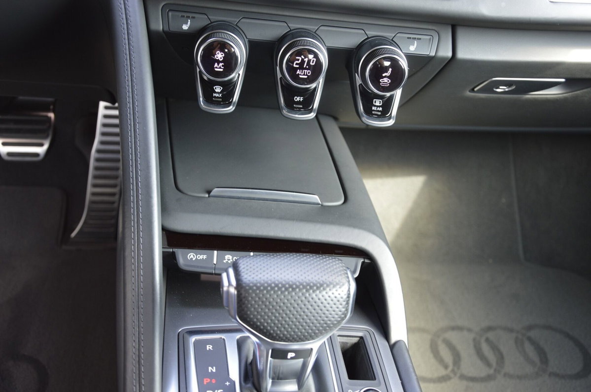 Audi R8 Coupé 5.2 FSI RWS S tronic (18)