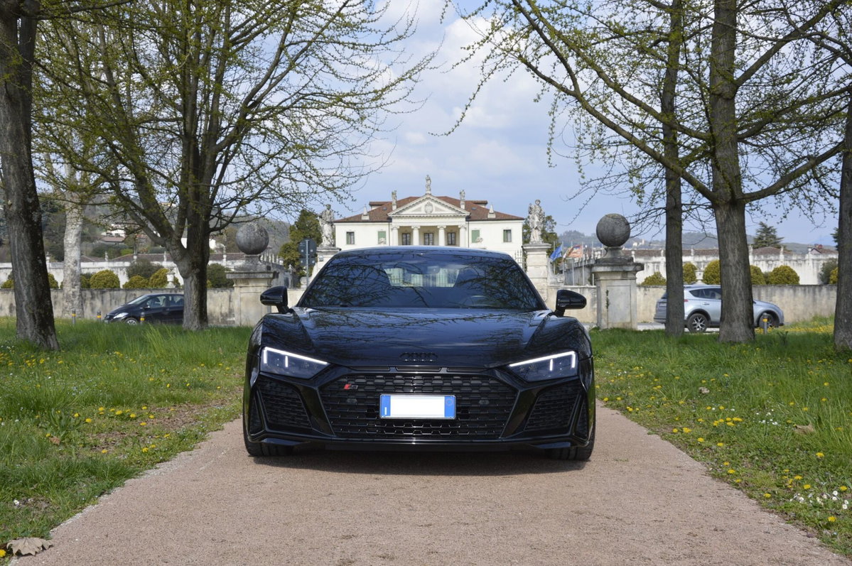 Audi R8 Coupé 5.2 FSI RWS S tronic (3)